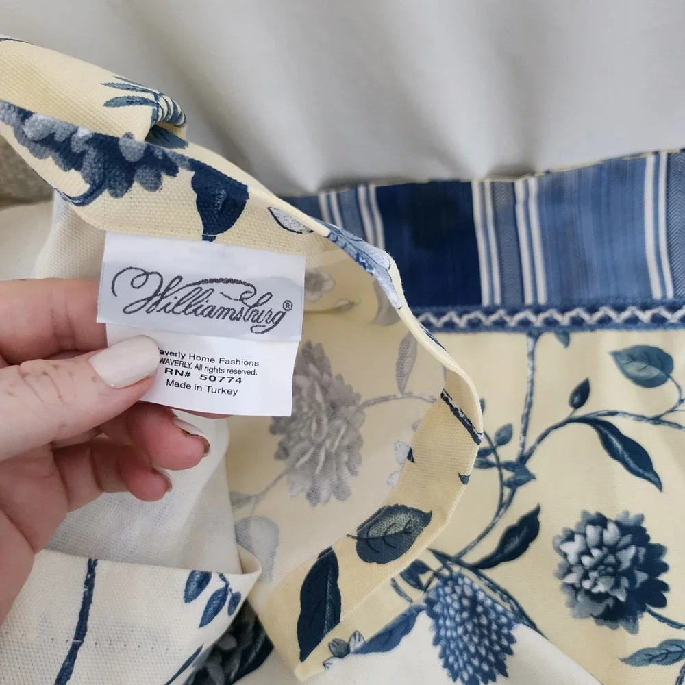 Williamsburg Waverly Set Of 2 Throw Pillows And 2 King Pillow Shams Blue Cottage